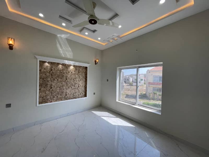 5.75 Marla Brand New Facing Park House Is Available For Sale In Citi Housing Jhelum 7
