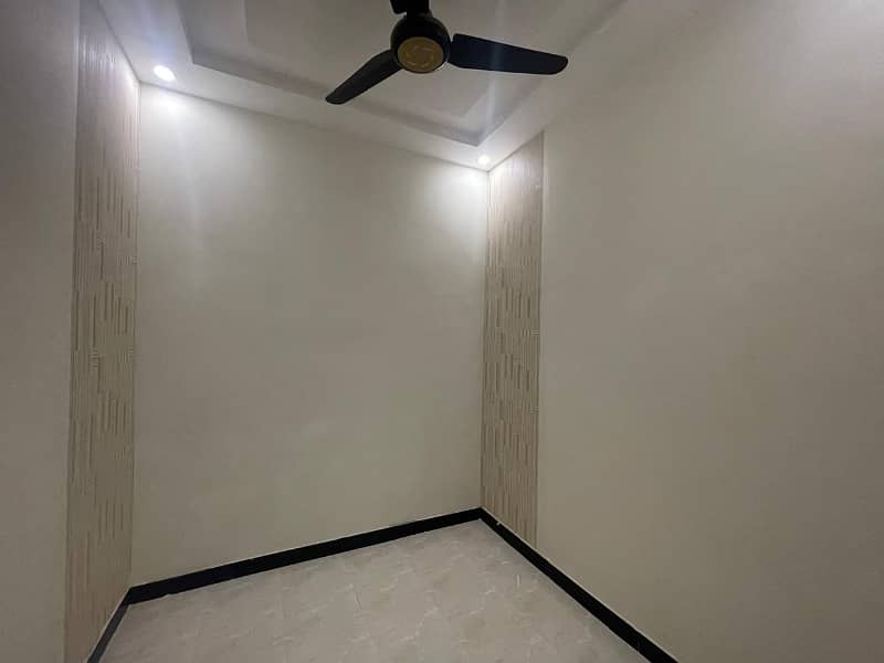 7.7 Marla Facing Park House Is Available For Sale In Satellite Town Citi Housing Jhelum. 15