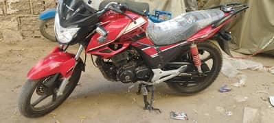 HONDA CB 150f Karachi num first owner all cleyer see side used