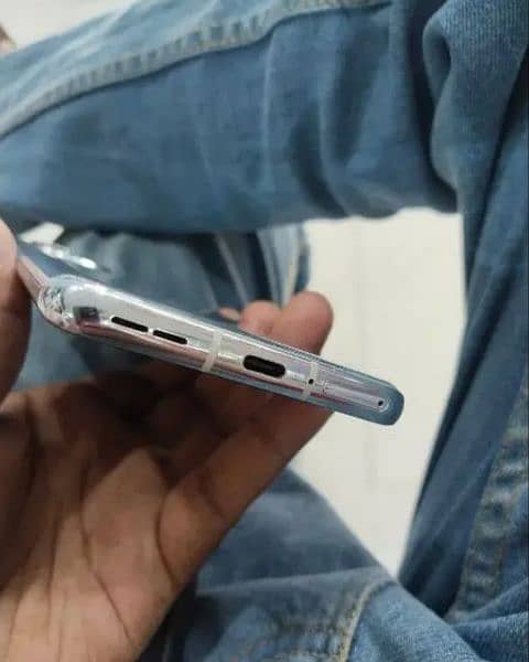 OnePlus silver 12 256 global dual sim exchange iphone 11 128gb pta 2