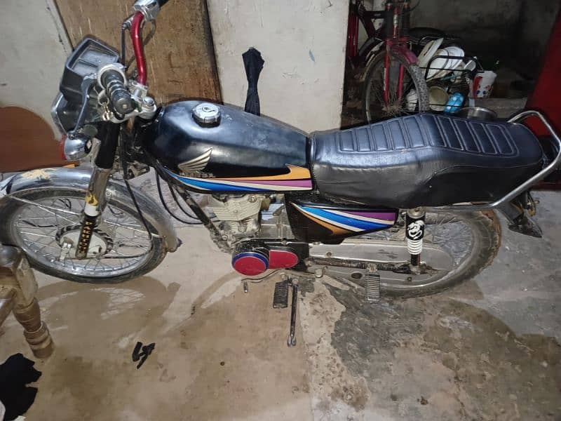 125 Honda 3