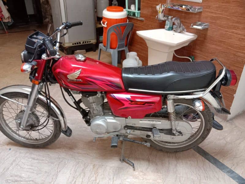 single handed use CG 125 Honda total genuine 3