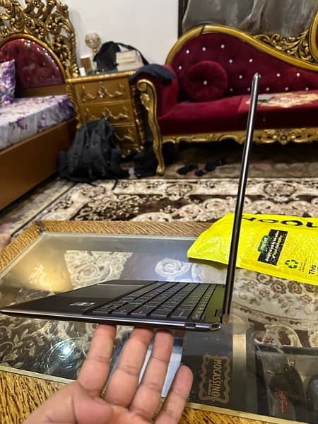 HP spectre x360 touch 12