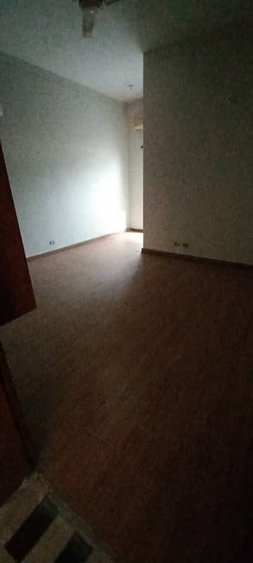 Silent Office + Family House For Rent 17