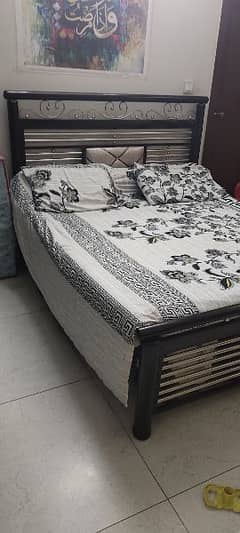 iron double bed frame 0