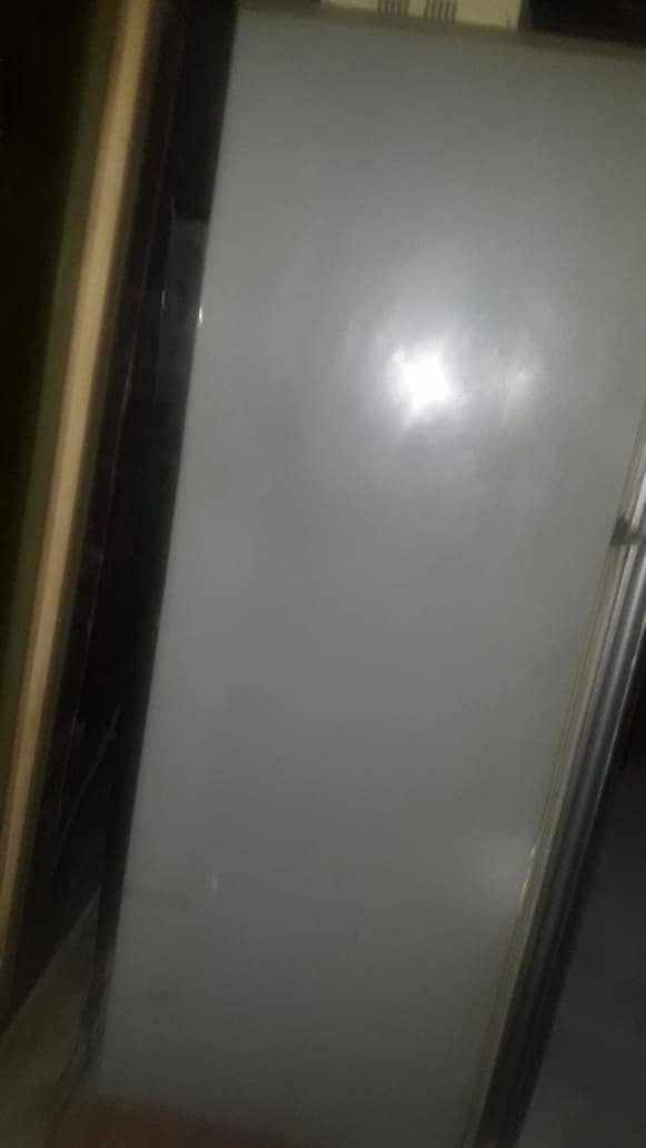 refrigerator In good condition 1