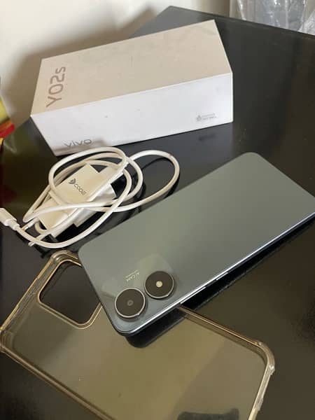 vivo y02s 3 32 with box charger 9
