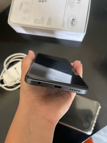 vivo y02s 3 32 with box charger 10