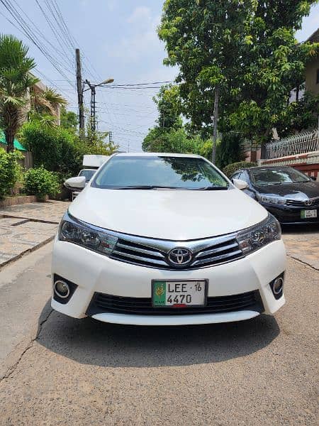 Toyota Altis Grande 2016 1