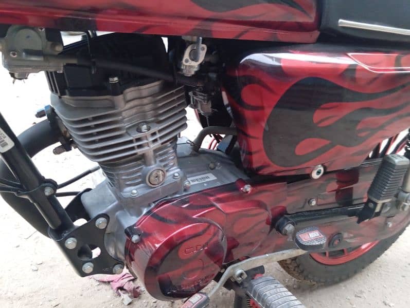 Honda Cg 125 customised Red Fire Theme 8