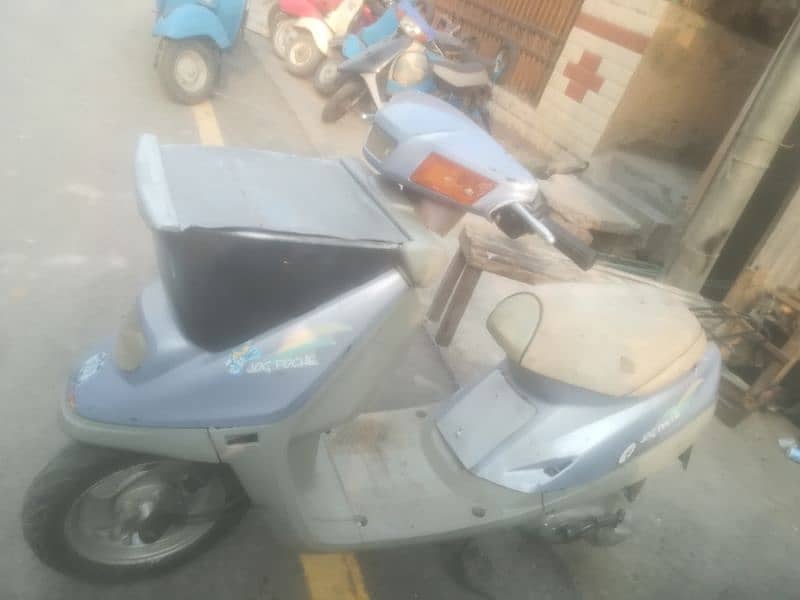 yamaha scoty 49cc 1