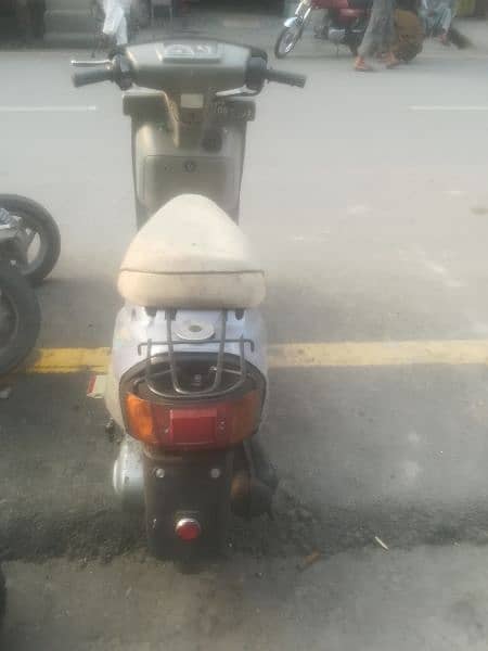 yamaha scoty 49cc 3