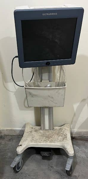 ULTRASOUND MACHINE IMPORTED MADE IN CANADA FULL TOUCH SYSTEM 1