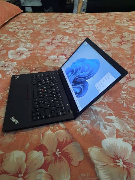 Lenovo Thinkpad T490 5