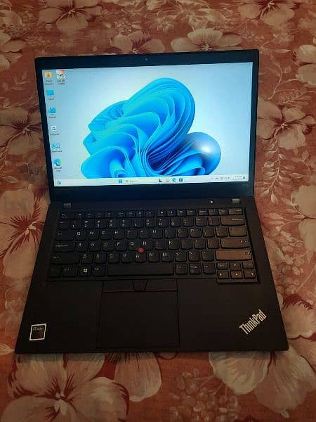 Lenovo Thinkpad T490 6