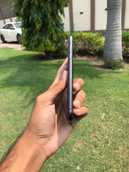 iPhone 11 128gb PTA Approved 2