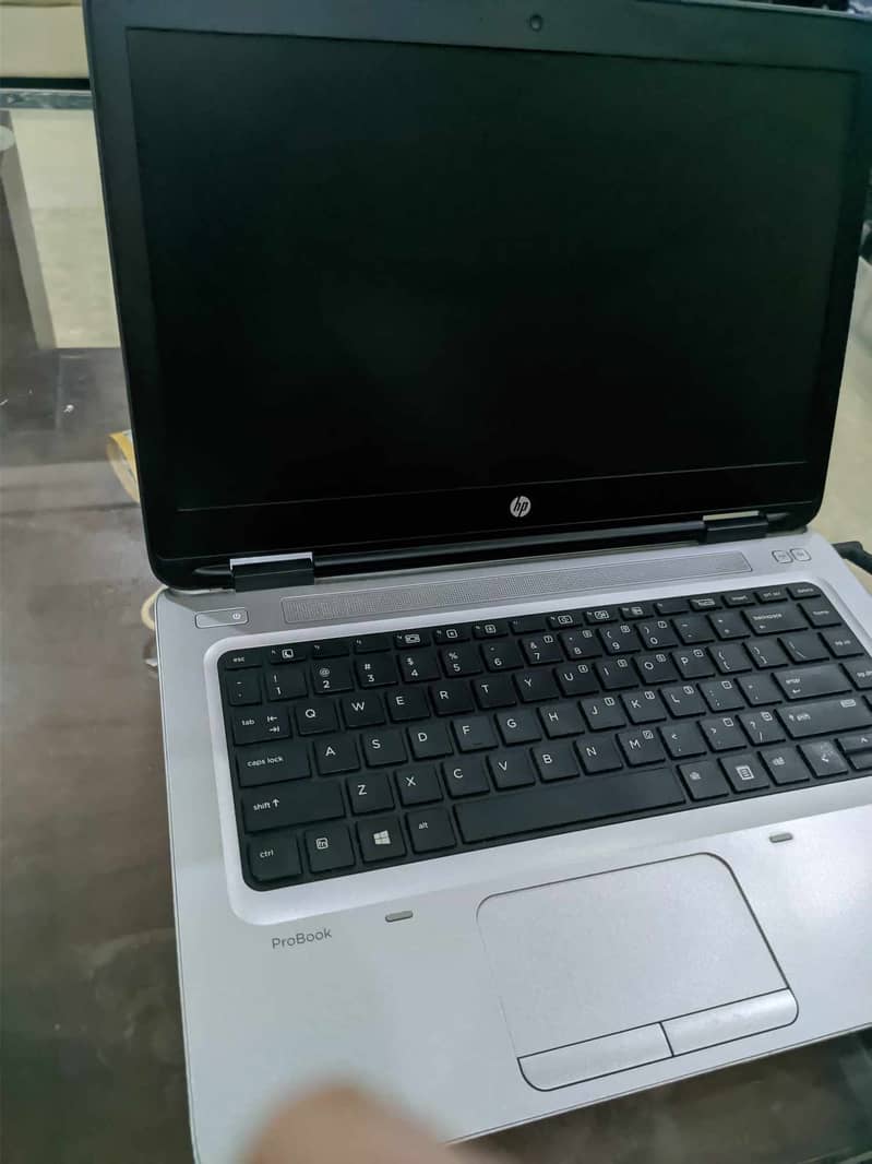 HP 640 g2 core i5 6th gen 4