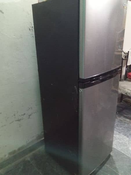Orient fridge for sale in good condition 2