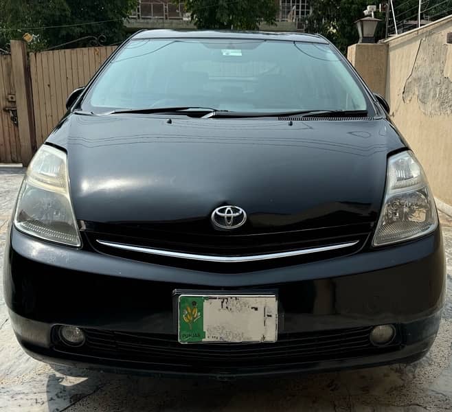 Toyota Prius model 2007 registered in 2012 8