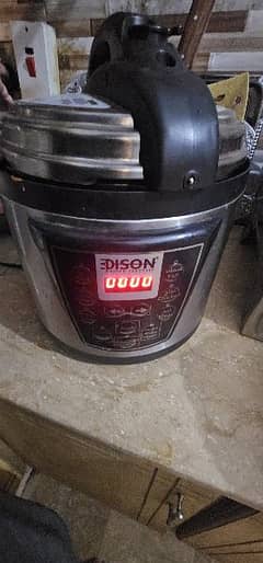 Electric pressure cooker 0