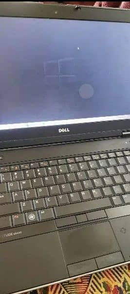 Dell Latitude E6440 i7 4th Generation with AMD Radeon graphics card 2