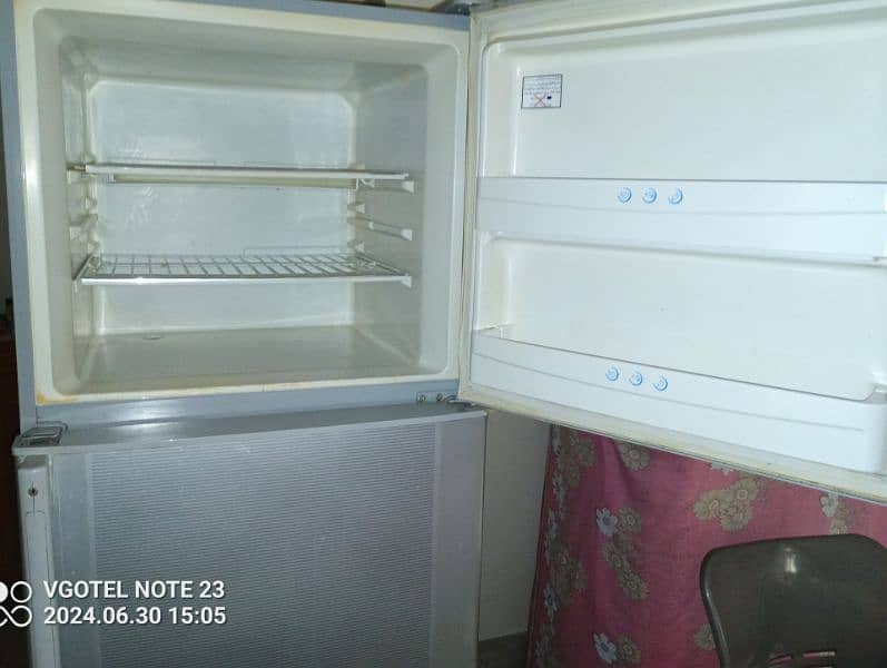 Haier HRF 380M Refrigerator 1