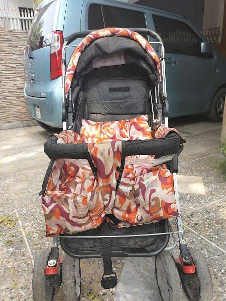 Baby Stroller / Pram - Good Condition 4