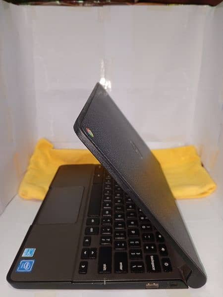 Dell Chromebook 11 - Touch Screen, 4GB RAM, Windows 10, Bag - Sargodha 2