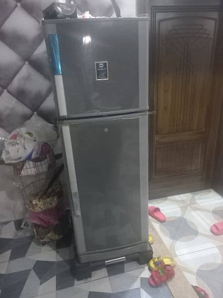 Dawlance Fridge for sale 0