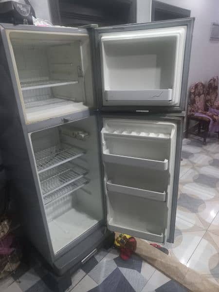 Dawlance Fridge for sale 4