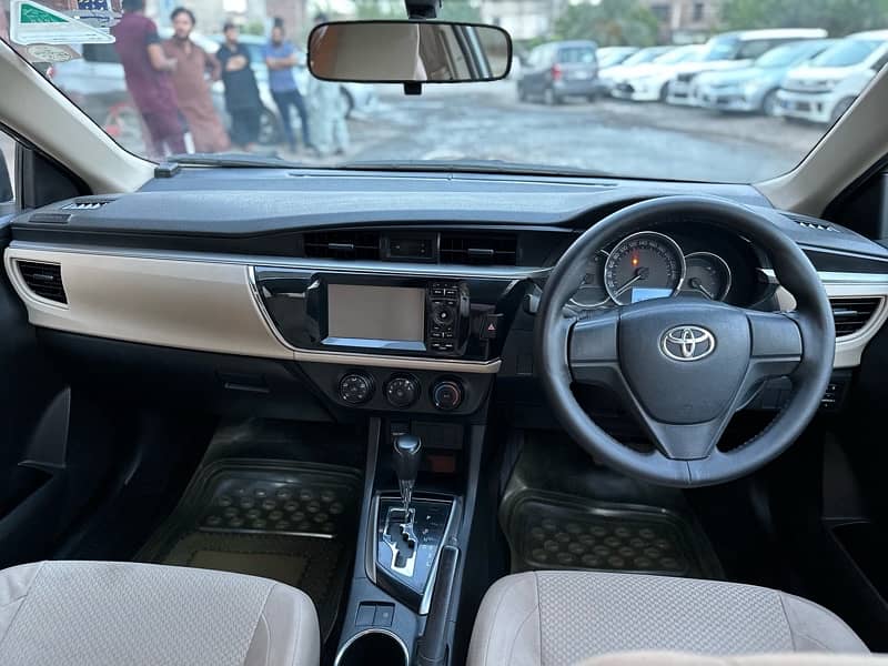 Toyota Corolla Altis 2016 old key golden num fsd 6