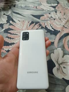 Samsung A31 4/128 in white colour condition 9/10