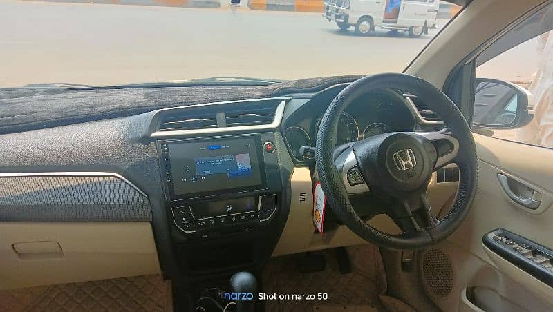 Honda BR-V 2018 IVTEC S Top 4