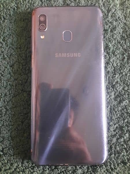 Samsung galaxy A30 8