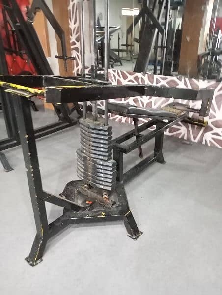 Commando machine / chest press machine /gym machine 1