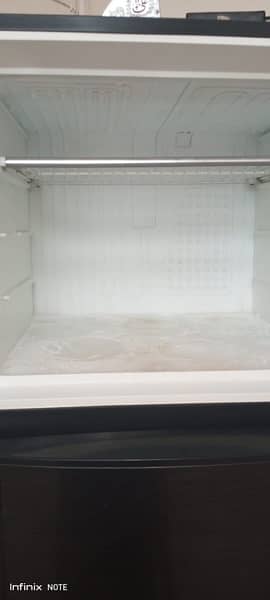 Dawlance refrigerator in good condition 4