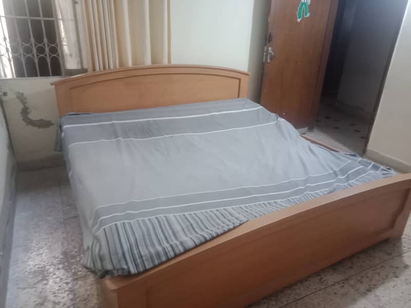 Used Bed Set For Sale 3