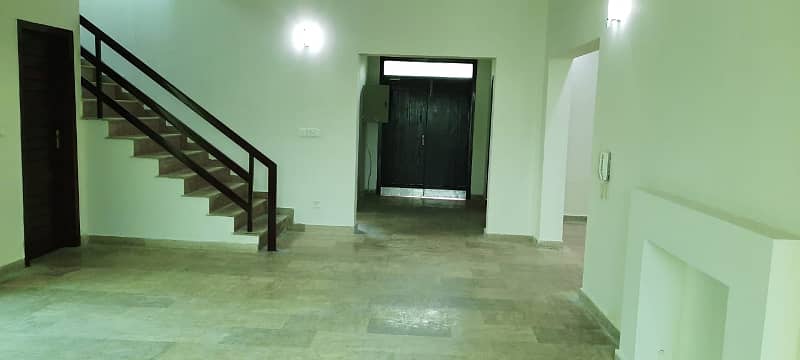 1 kanal House For Rent With Gass In Lake City Sector M-1 2