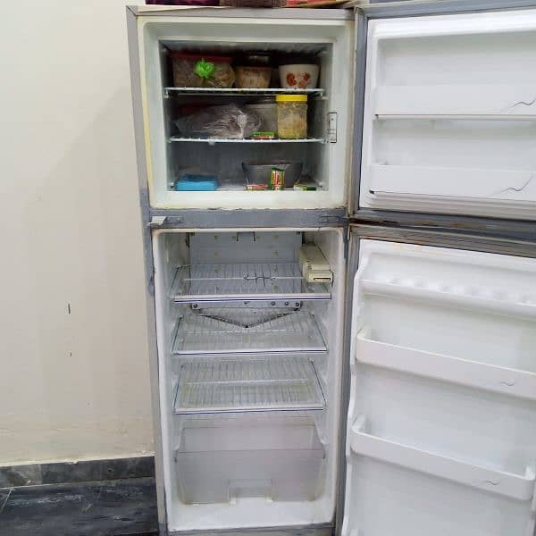 Dawlance refrigerator/ Fridge for sale 1