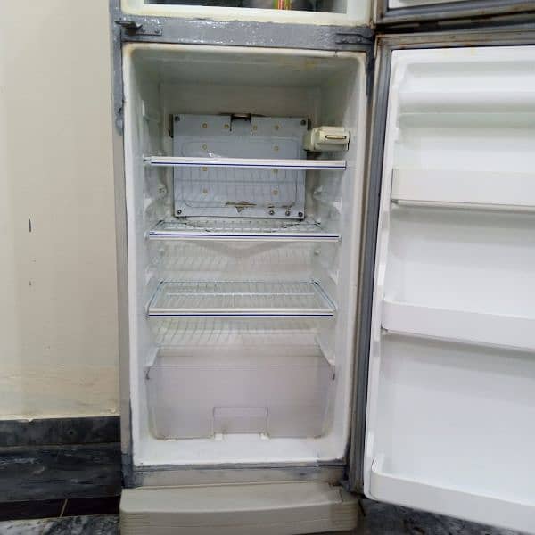 Dawlance refrigerator/ Fridge for sale 2