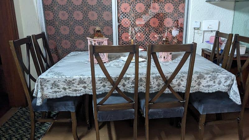 dinning table with 6 chairs 2