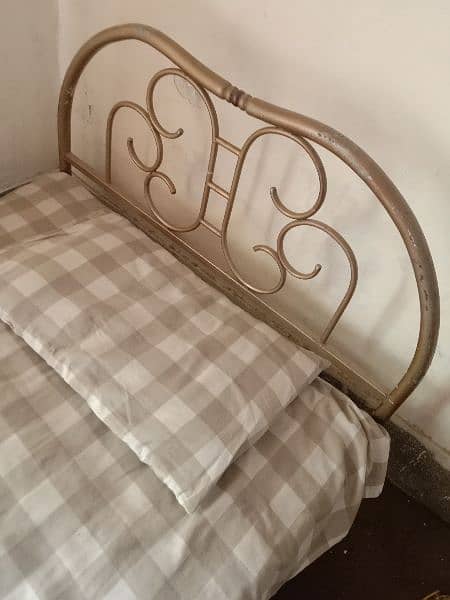 2 iron beds 1