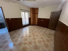 10 Marla Full House For Rent With Gass In Lake City Sector M-7 Block B 0
