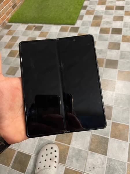 Samsung galaxy zfold3 5