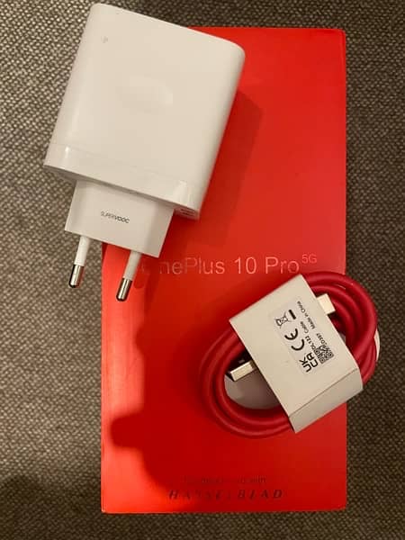 Oneplus 10 pro ka 100% original box pulled charger hy 0