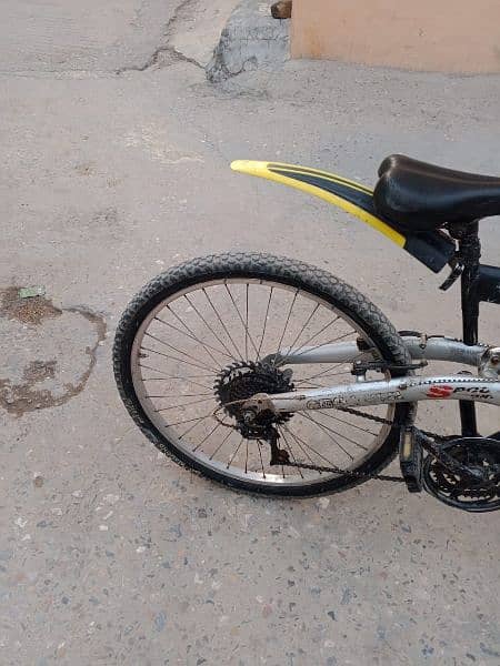 Mountain bicycle is in good condition for Sale 5