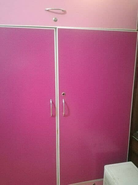 pink cupboard 2