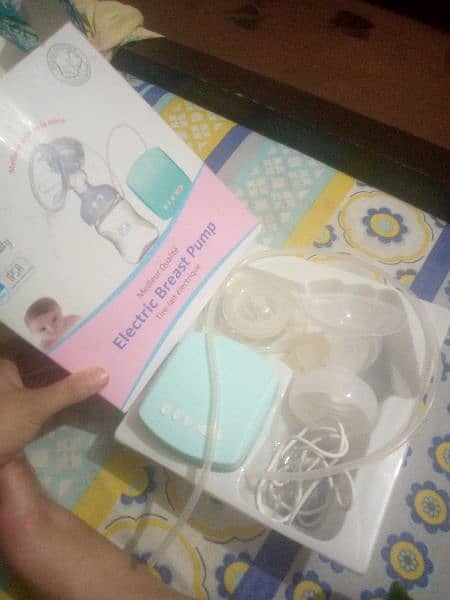 breast pump 0