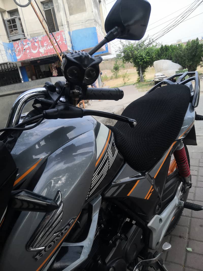 Honda CB 150F 2022 1