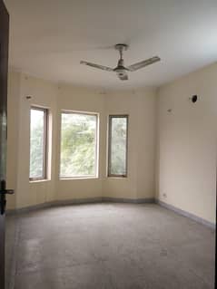 5 Marla Full House For Rent In Lake City Sector M-7 Block B